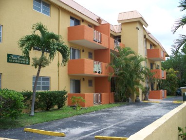 Shari Gardens